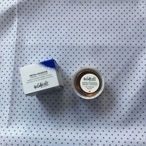 The Estee Edit Eyeshadow Solar Blast.